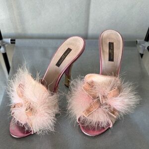 Louis Vuitton Pink Feathered Heels
